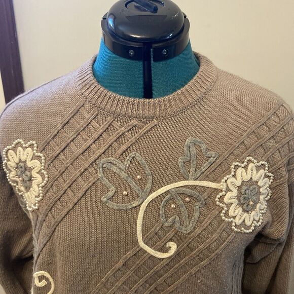 Jubiana Women Brown Bead Embellished Grandma Sheik Wool Blend Sweater Size L - Picture 2 of 8